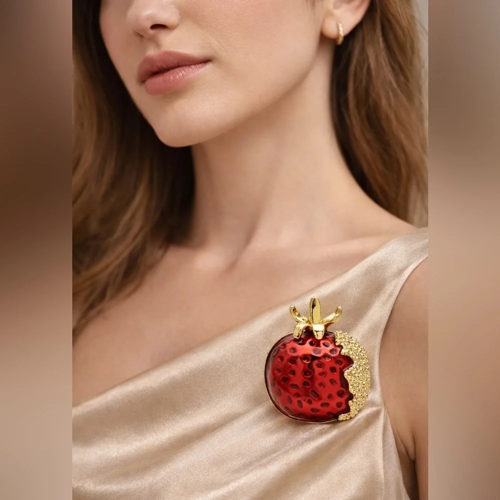 Pomegranate Red Gold Brooch